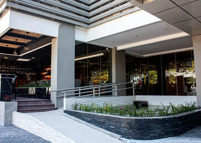 Hayat Sky Towers 3* セブ市