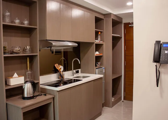 Hotel Hayat Sky Towers