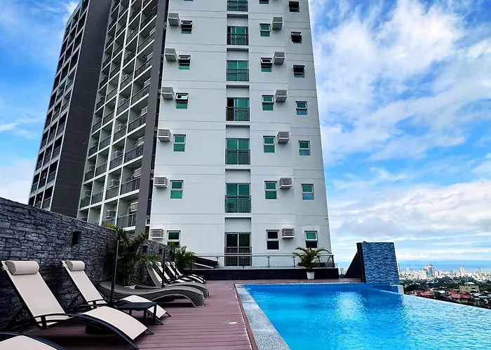 Hayat Sky Towers ホテル 3*