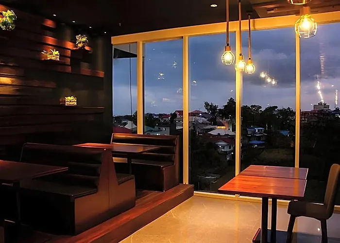 Hayat Sky Towers 3* セブ市